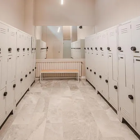 Christian In Odyssey & Pool-parking