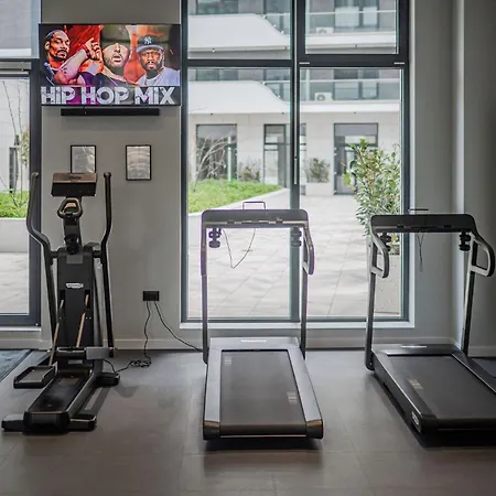 Christian In Odyssey & Pool-parking