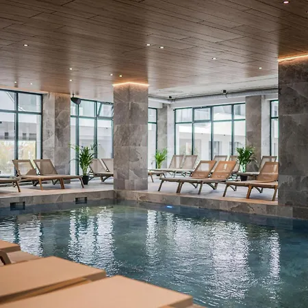 Christian In Odyssey & Pool-parking